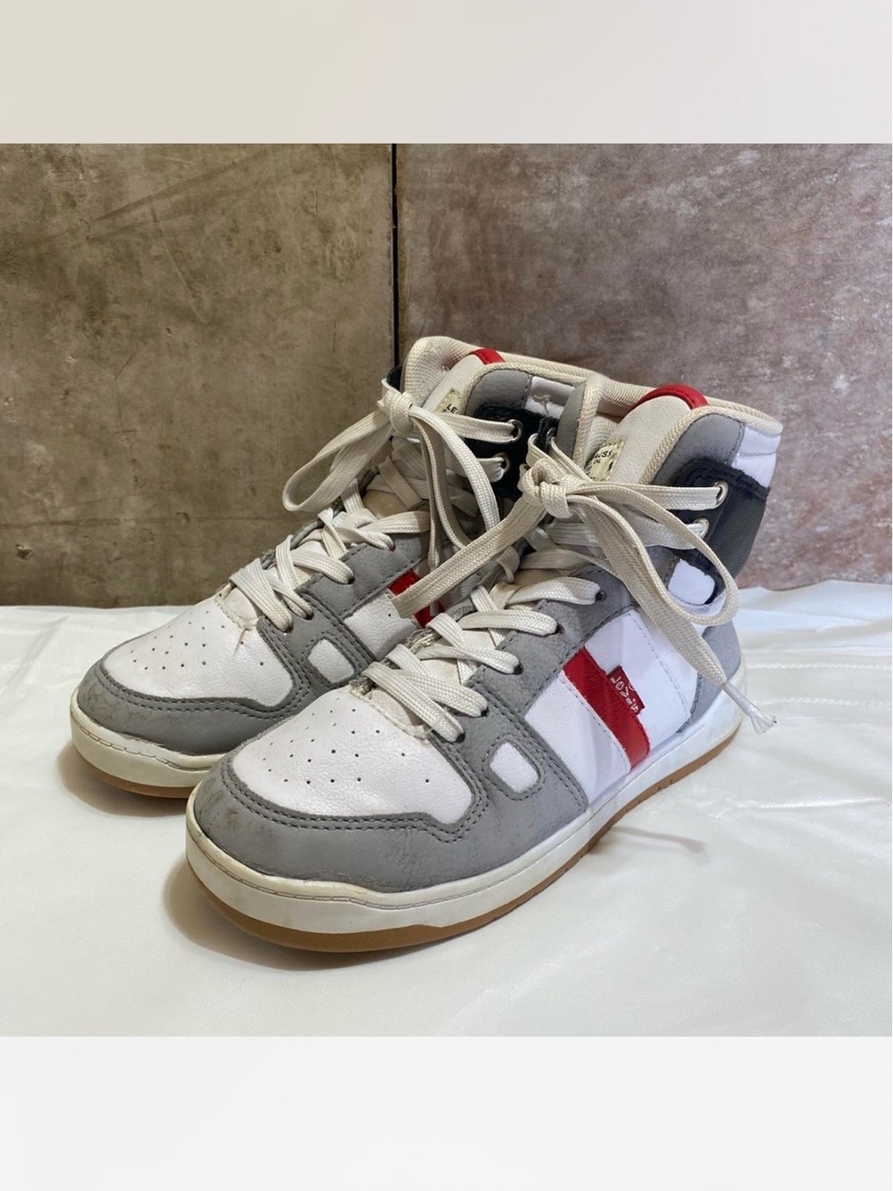 Levi's White, Gray & Red High-Top Sneakers-Kids